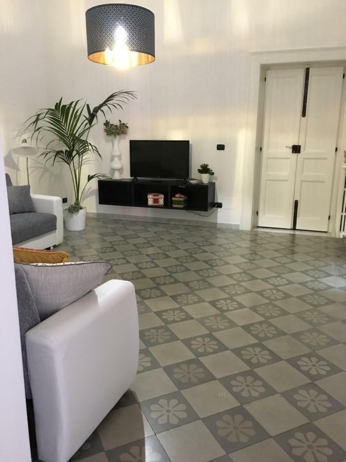 Maison Flores Bari Zewnętrze zdjęcie